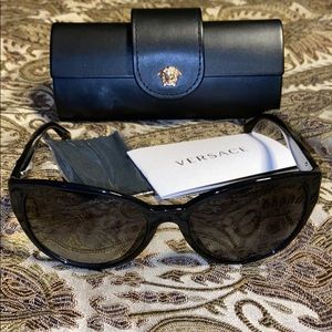 🎈3 DAY SALE 🎈Versace Medusa Cat-Eye Sunglasses🎈
